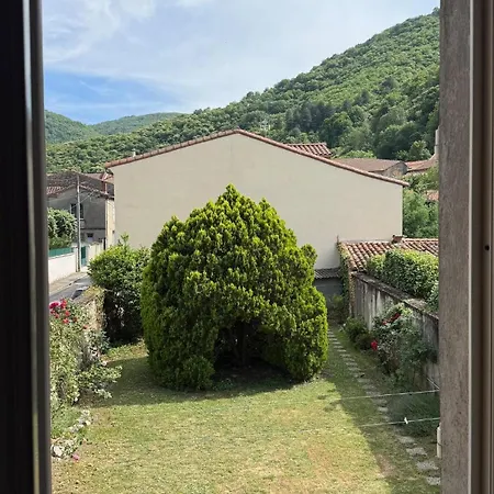 La Mazemat, Spacieux, Jardin Et Vue Montagne Lejlighed