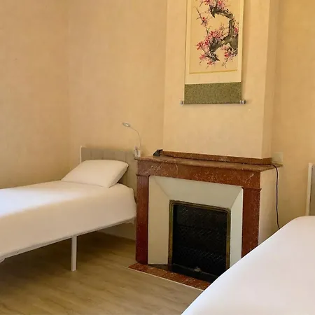 Lägenhet La Mazemat, Spacieux, Jardin Et Vue Montagne *